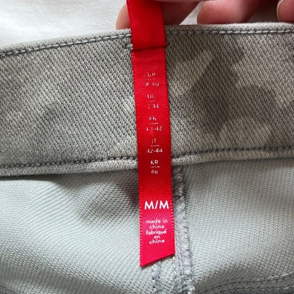 SPANX Stone Wash Camo Jean-ish Ankle Jegging Green Size Medium‎ - Picture 9 of 14